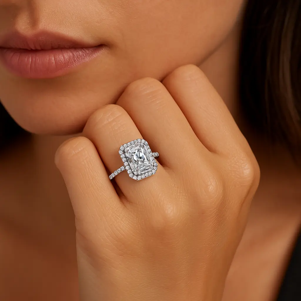 20250725_1118_Elegant Diamond Ring_remix_01k101wvz7eps9cc904jtjnfwh